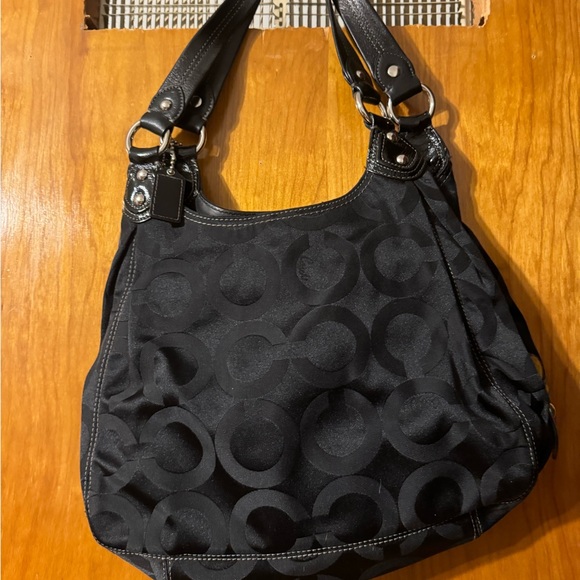 Coach handbag in c canvas pattern - Picture 2 of 5